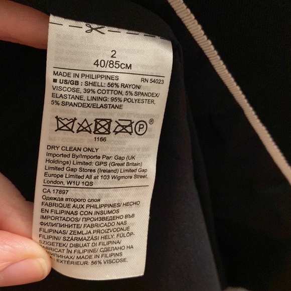 Banana Republic Classic-Fit Suit Blazer Jacket in Black EUC - Picture 5 of 5